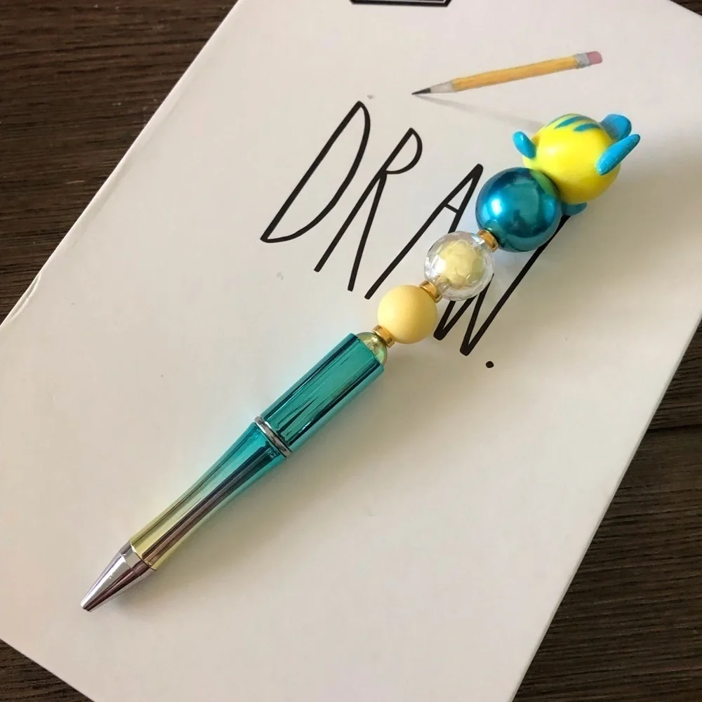 Disney Doorables: The Little Mermaid: Flounder handmade beaded pen